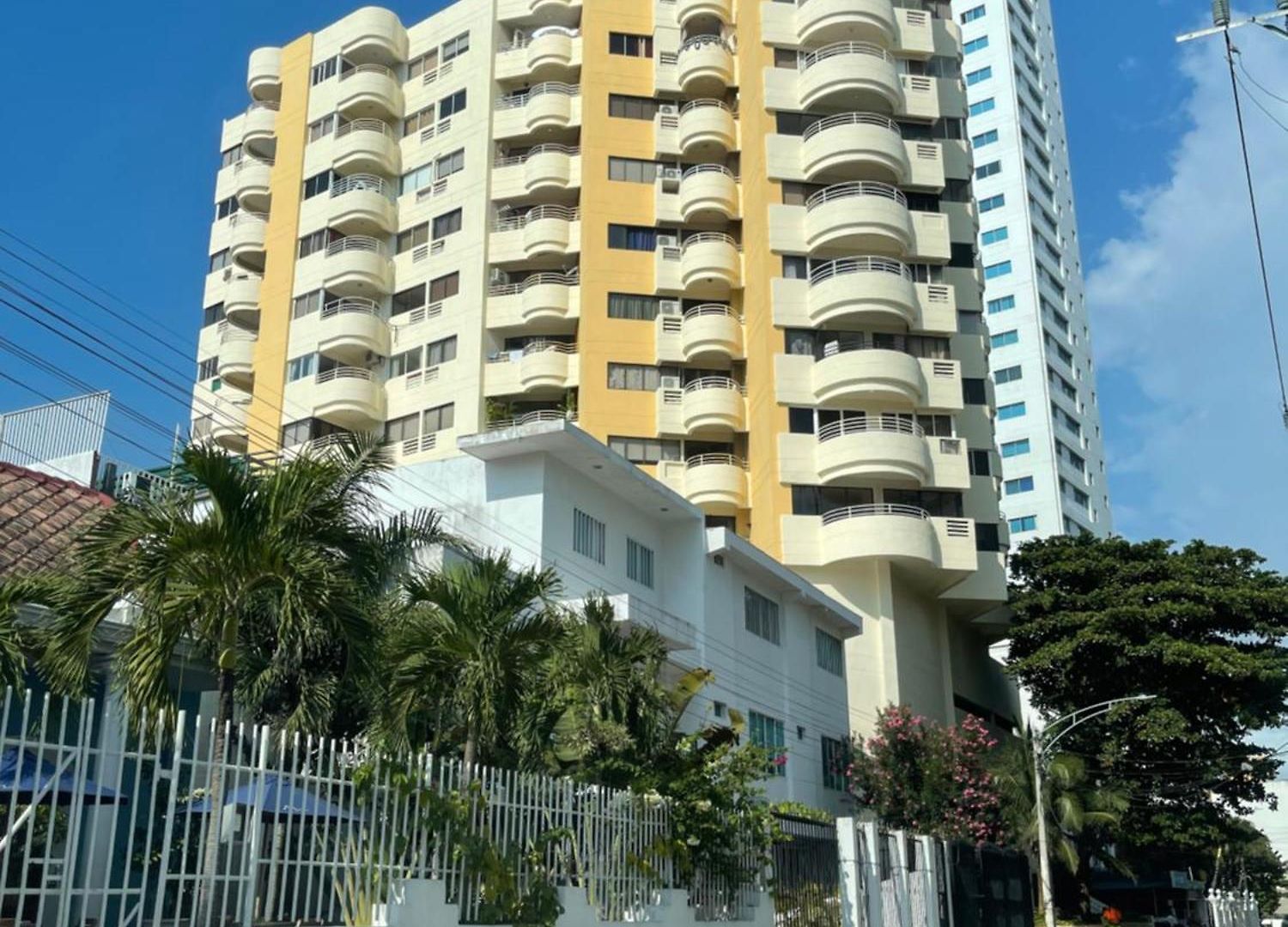 Cabrero 1212 *