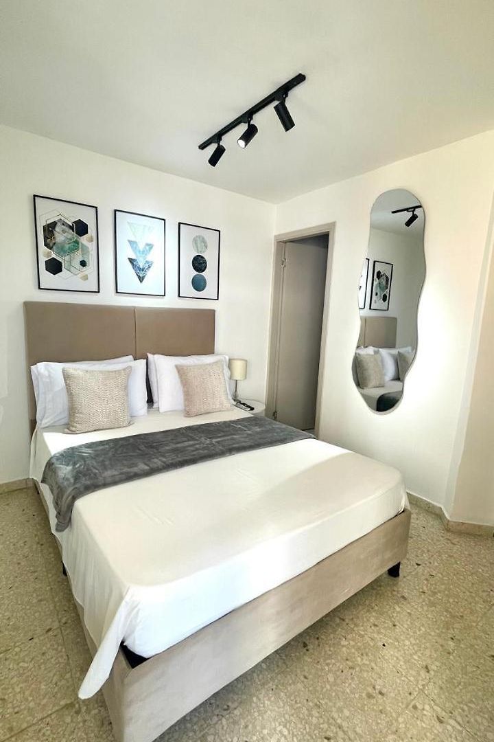 Cabrero 1212 Apartment *